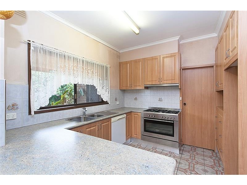 5 Fox Street, St Albans VIC 3021