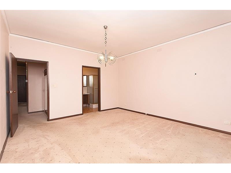 5 Fox Street, St Albans VIC 3021