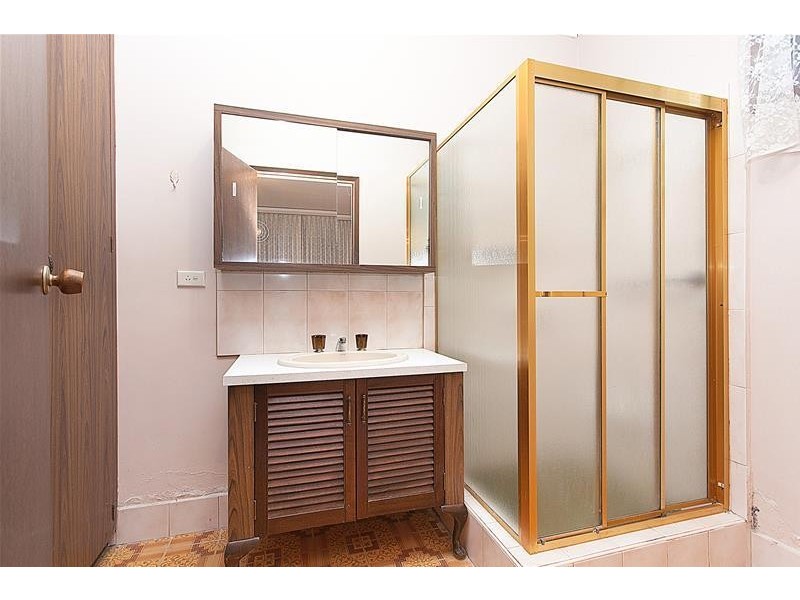 5 Fox Street, St Albans VIC 3021