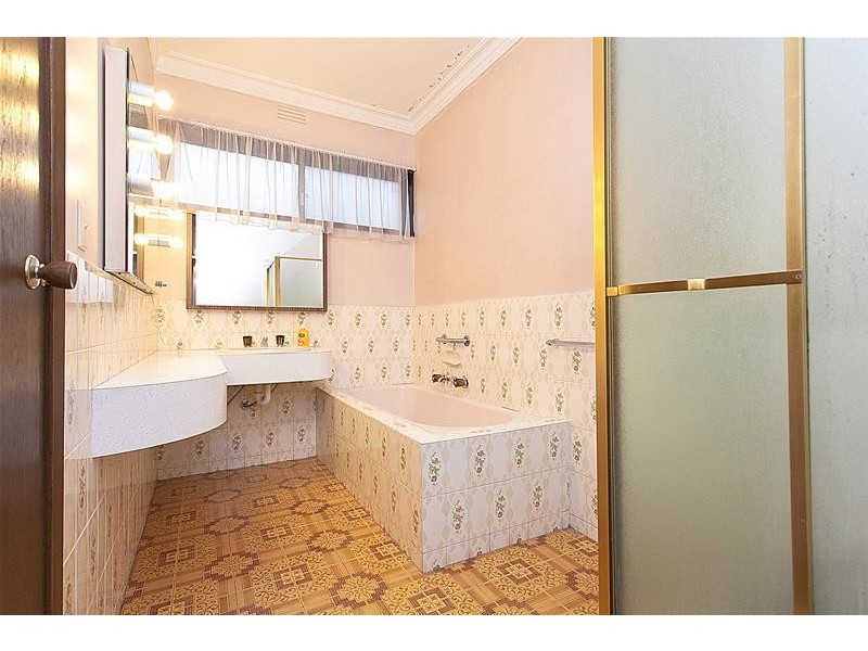 5 Fox Street, St Albans VIC 3021