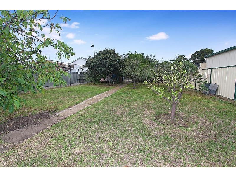 5 Fox Street, St Albans VIC 3021