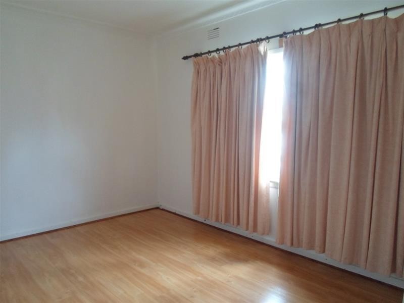 57 Lester Avenue, St Albans VIC 3021