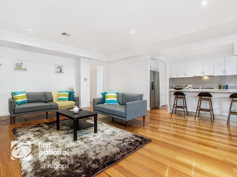 25 Edgerunner Circuit, St Albans VIC 3021