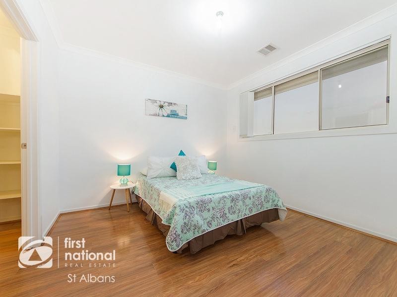 25 Edgerunner Circuit, St Albans VIC 3021