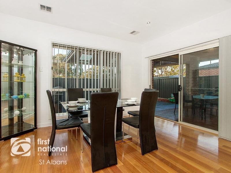 25 Edgerunner Circuit, St Albans VIC 3021