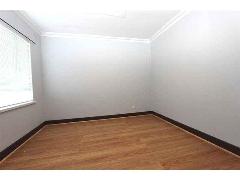 50  Station Avenue, St Albans VIC 3021