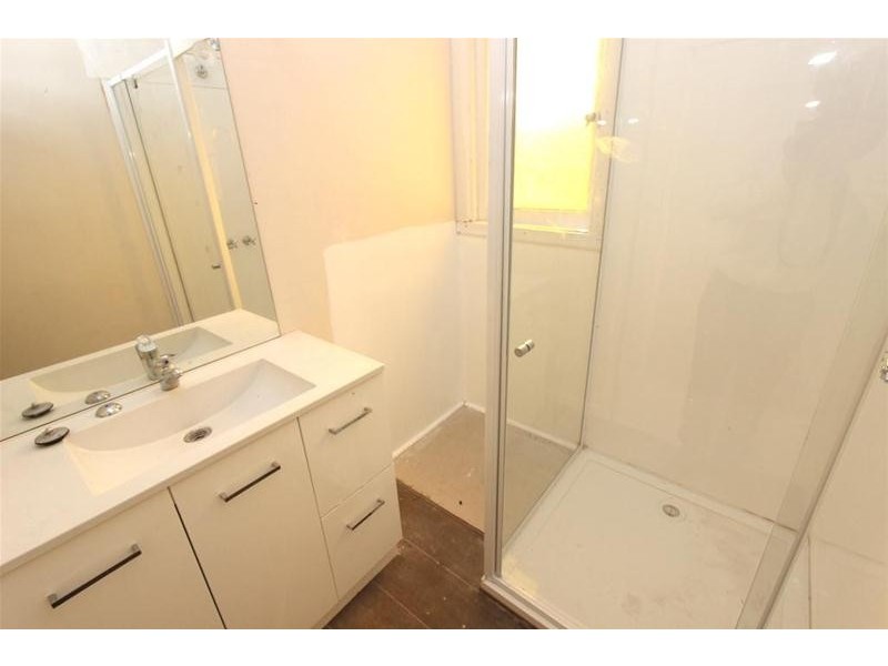 11 Slough Street, Deer Park VIC 3023