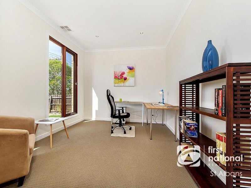 59 Avondale Avenue, St Albans VIC 3021