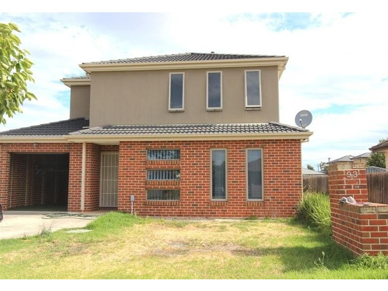 1 93 George Street, St Albans VIC 3021