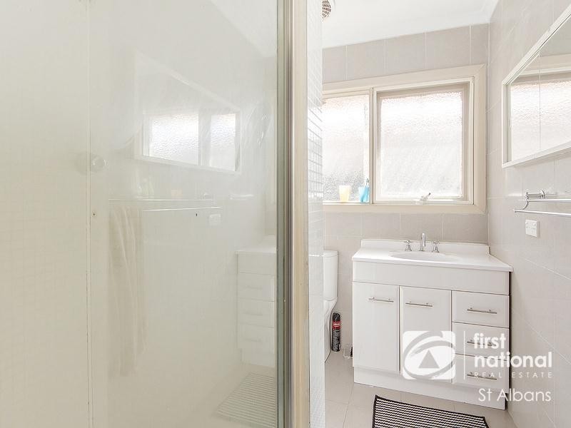 255 Sunshine Avenue, St Albans VIC 3021