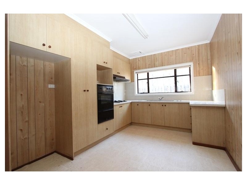 50 View Street, St Albans VIC 3021