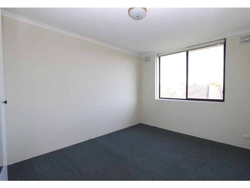 10/14 Percy Street, St Albans VIC 3021