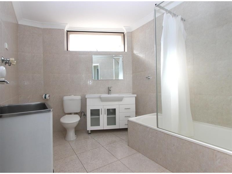 10/14 Percy Street, St Albans VIC 3021