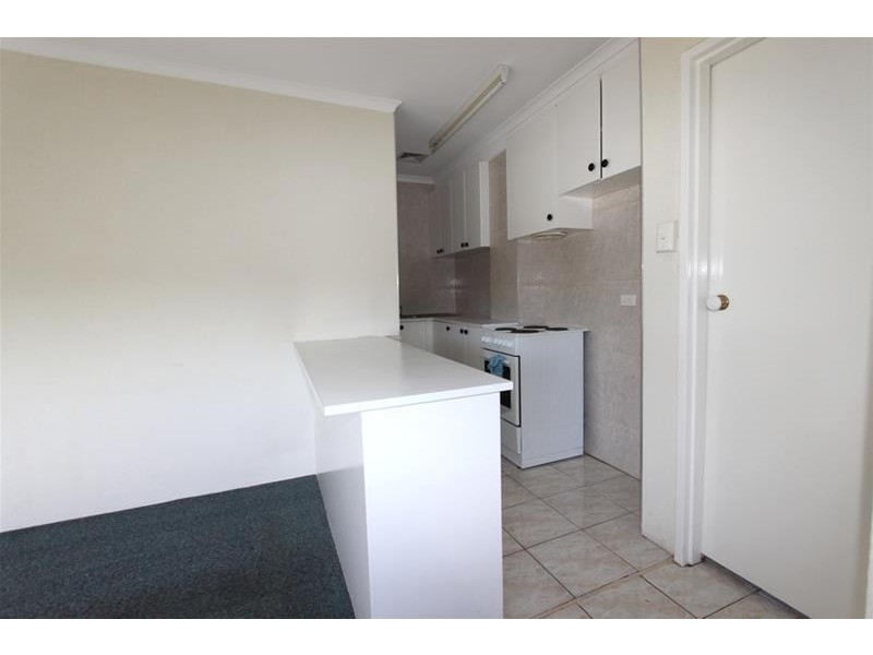 10/14 Percy Street, St Albans VIC 3021