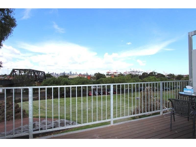 12 Levien Lane, Footscray VIC 3011