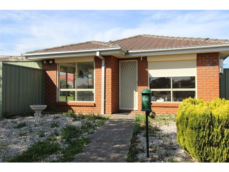 18 Niewand Avenue, Burnside VIC 3023