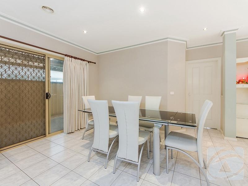 7 Lomandra Way, Cairnlea VIC 3023