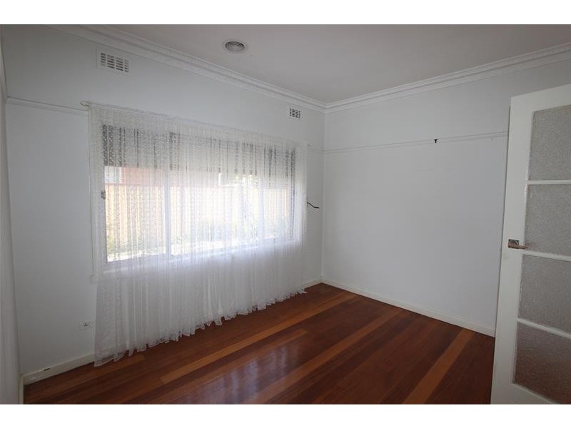 1/43  Adelaide Street, St Albans VIC 3021