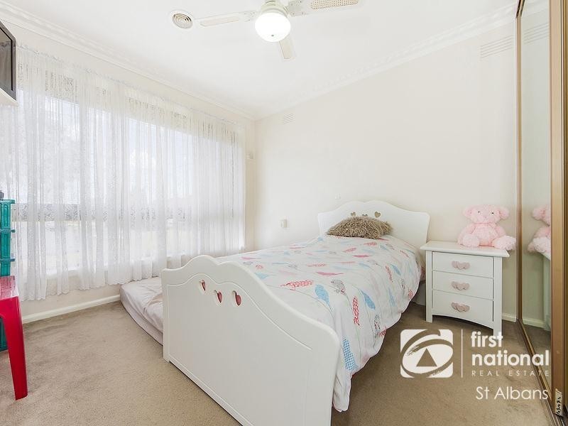 29 Watford Road, St Albans VIC 3021