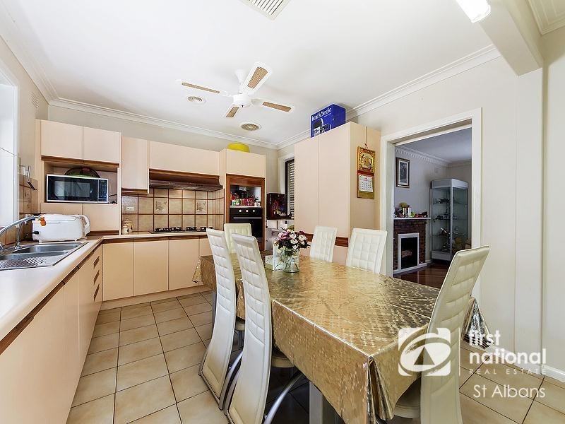 29 Watford Road, St Albans VIC 3021