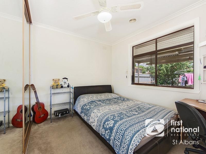 29 Watford Road, St Albans VIC 3021