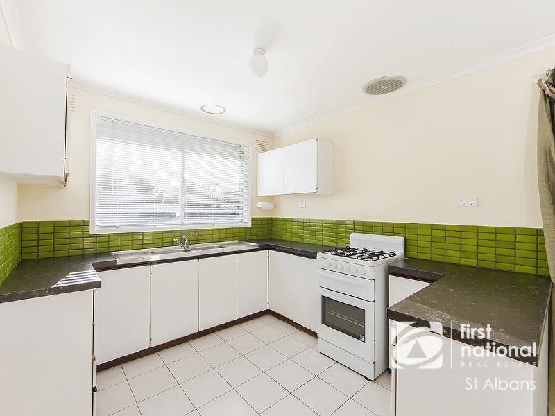 5 Wintersun Drive, Albanvale VIC 3021