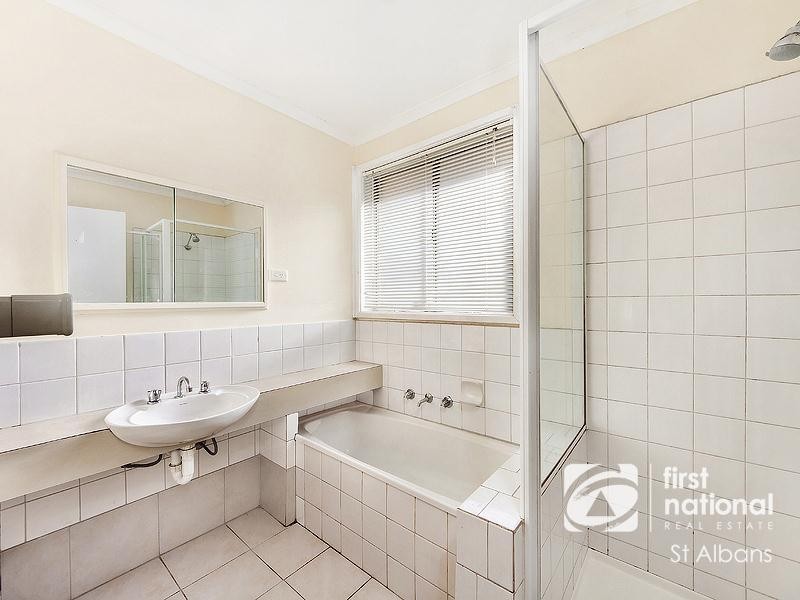 5 Wintersun Drive, Albanvale VIC 3021