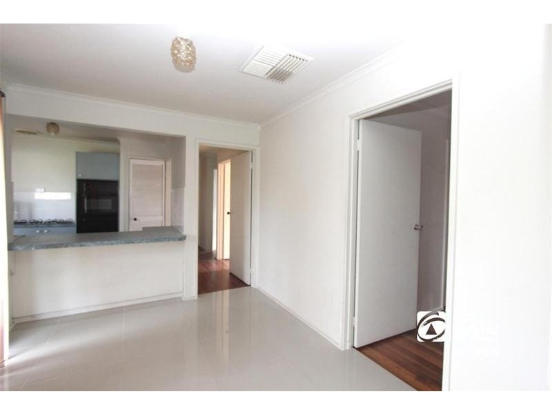 63 Lovell Drive, St Albans VIC 3021