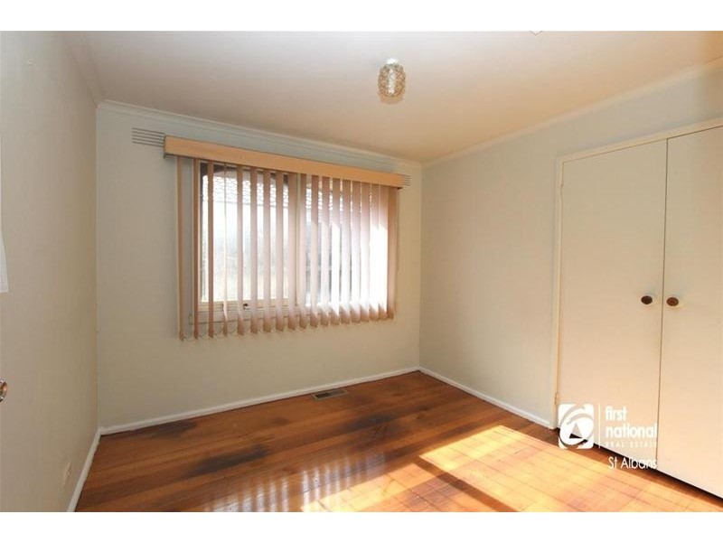 63 Lovell Drive, St Albans VIC 3021