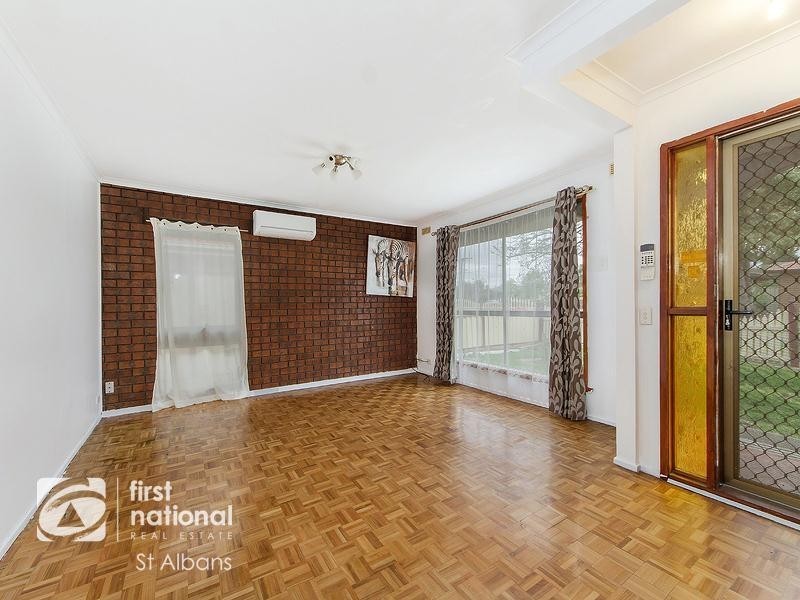 12 Rita Street, St Albans VIC 3021