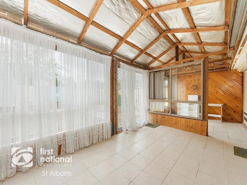 12 Rita Street, St Albans VIC 3021