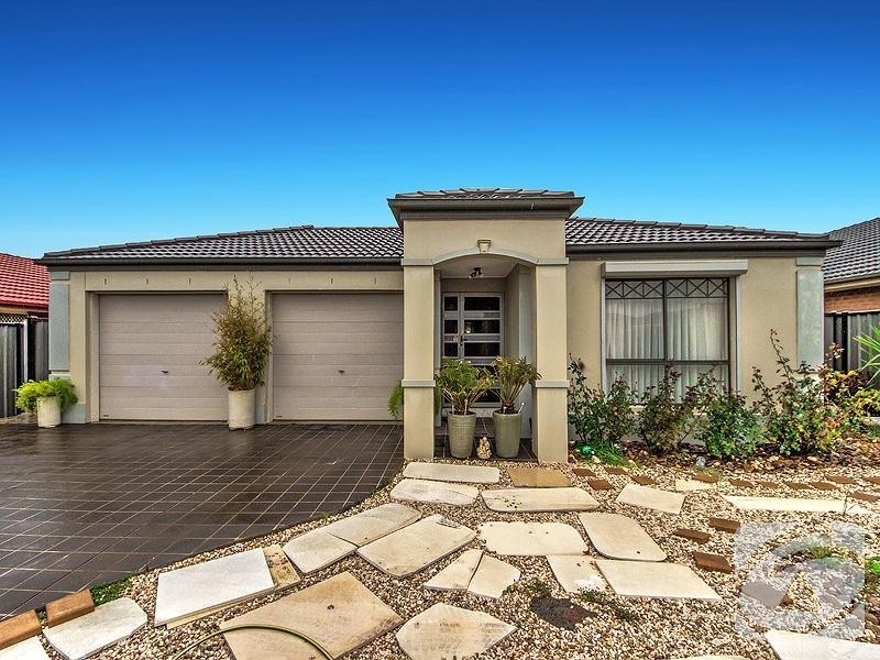 19 Scotney Crescent, Derrimut VIC 3030
