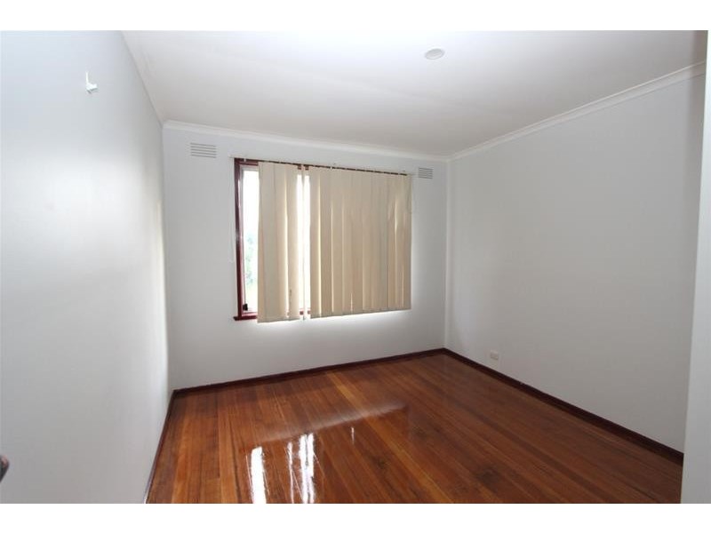 13 Neale Road, Deer Park VIC 3023