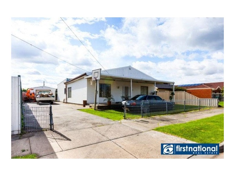 26 Woods Street, St Albans VIC 3021