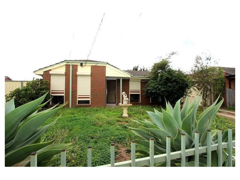 21 Campbell Avenue, Deer Park VIC 3023