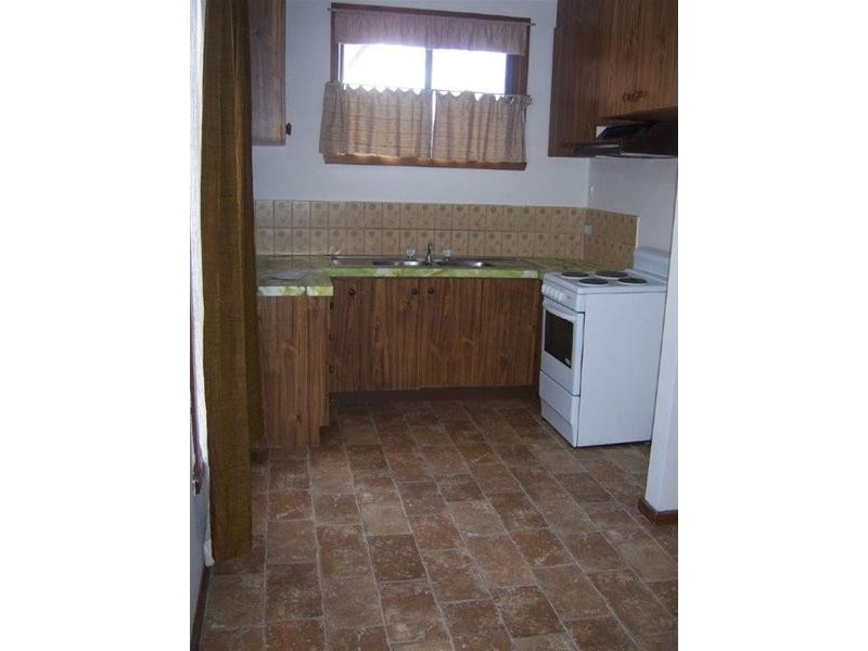 2/9 Entally Drive, Albanvale VIC 3021