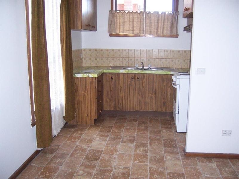 2/9 Entally Drive, Albanvale VIC 3021