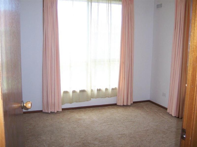 2/9 Entally Drive, Albanvale VIC 3021