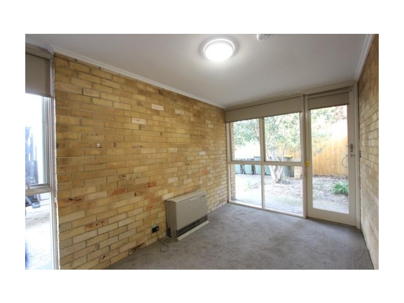 1/10 Burnewang Street, Albion VIC 3020