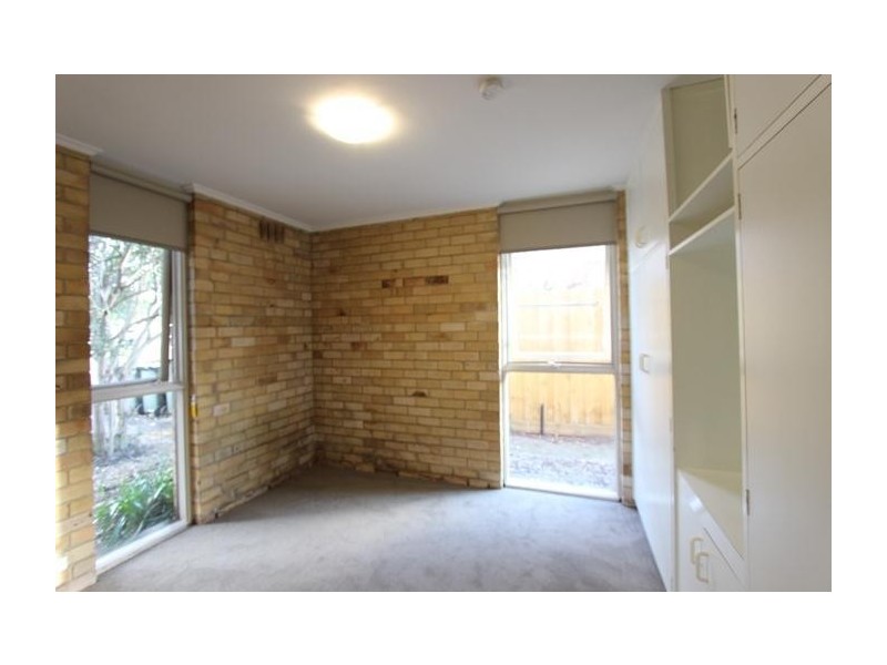 1/10 Burnewang Street, Albion VIC 3020