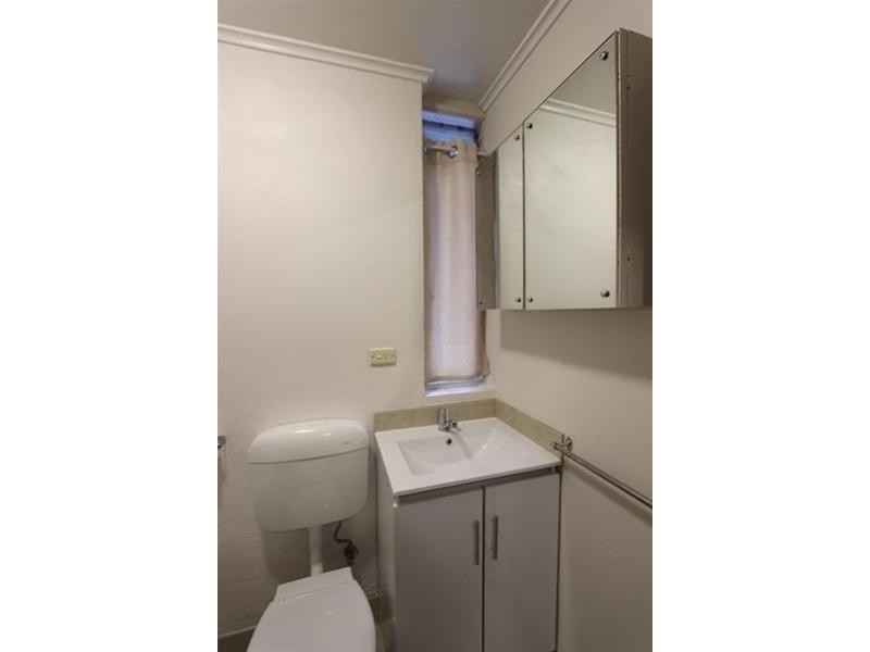 1/10 Burnewang Street, Albion VIC 3020