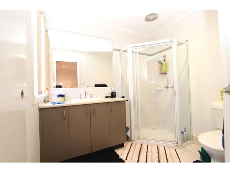 2 Durack Circuit, Taylors Hill VIC 3037