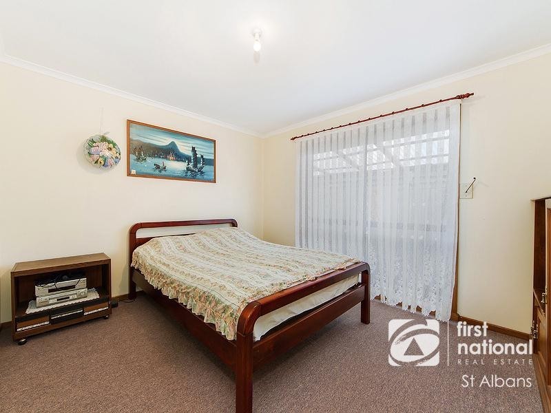 62B  Biggs Street, St Albans VIC 3021