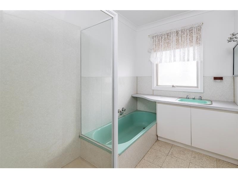 75 Edols Street, Ballan VIC 3342