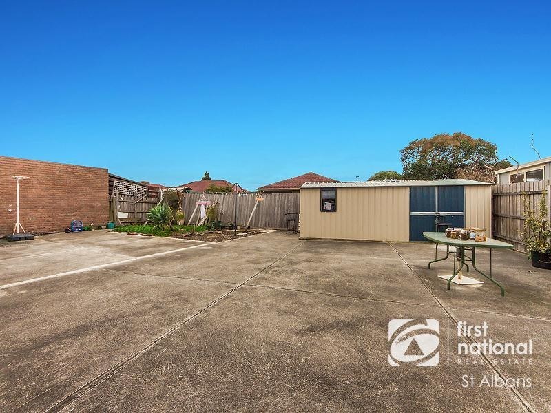 4 Bletchley Place, Kealba VIC 3021