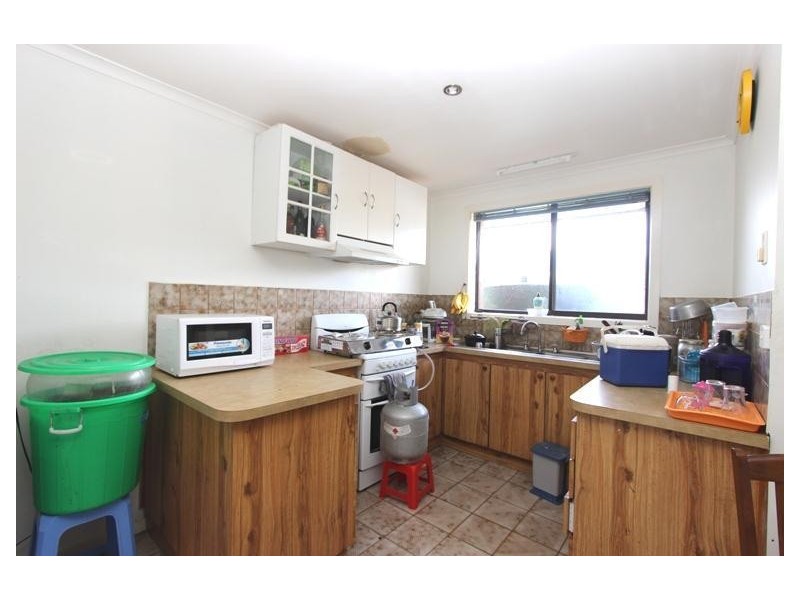 4/7-9 Disraeli Road, St Albans VIC 3021