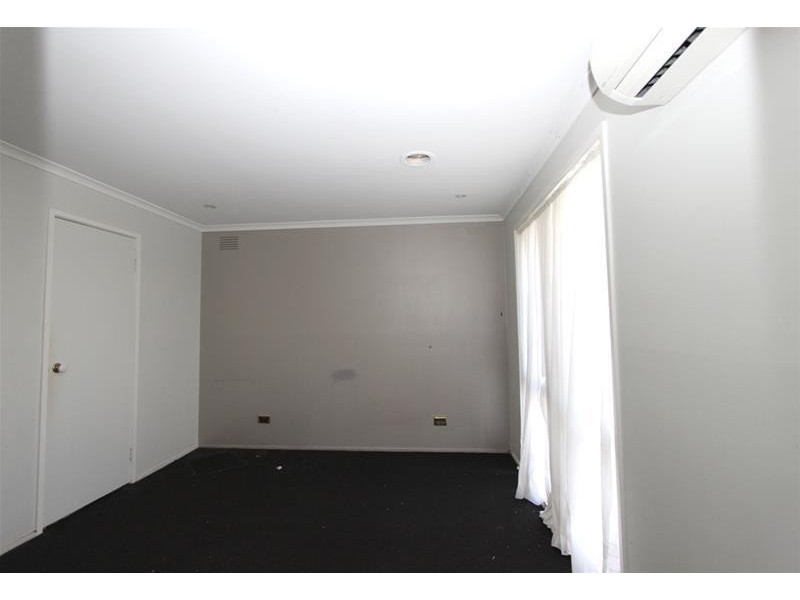 38 Camelot Drive, Albanvale VIC 3021