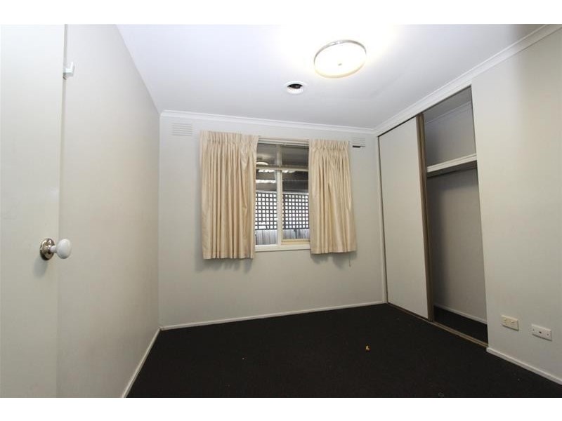 38 Camelot Drive, Albanvale VIC 3021