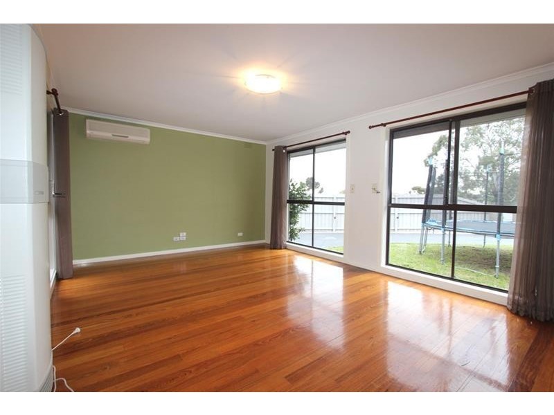 1/4 Kerry Court, St Albans VIC 3021