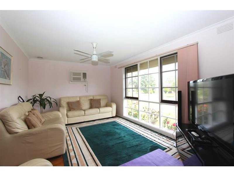 1 Coliban Court, St Albans VIC 3021